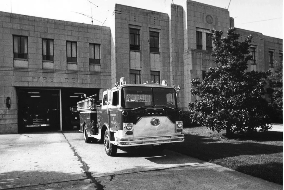 Old jail, city hall and fire station! Circa 1938 in North Carolina