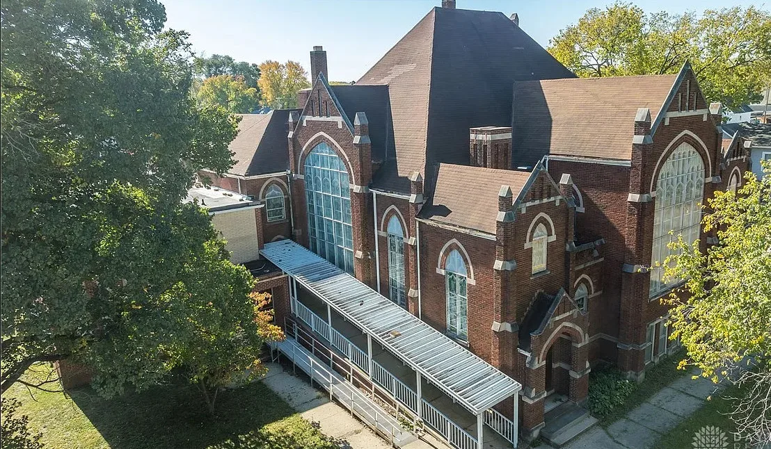 C.1914 Beautiful stained glass! 11,000 square feet in Ohio