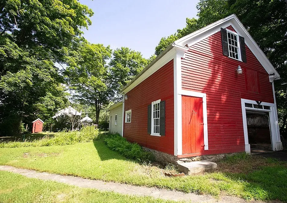 Diamond in the Rough! Circa 1860 in Massachusetts. $250,000