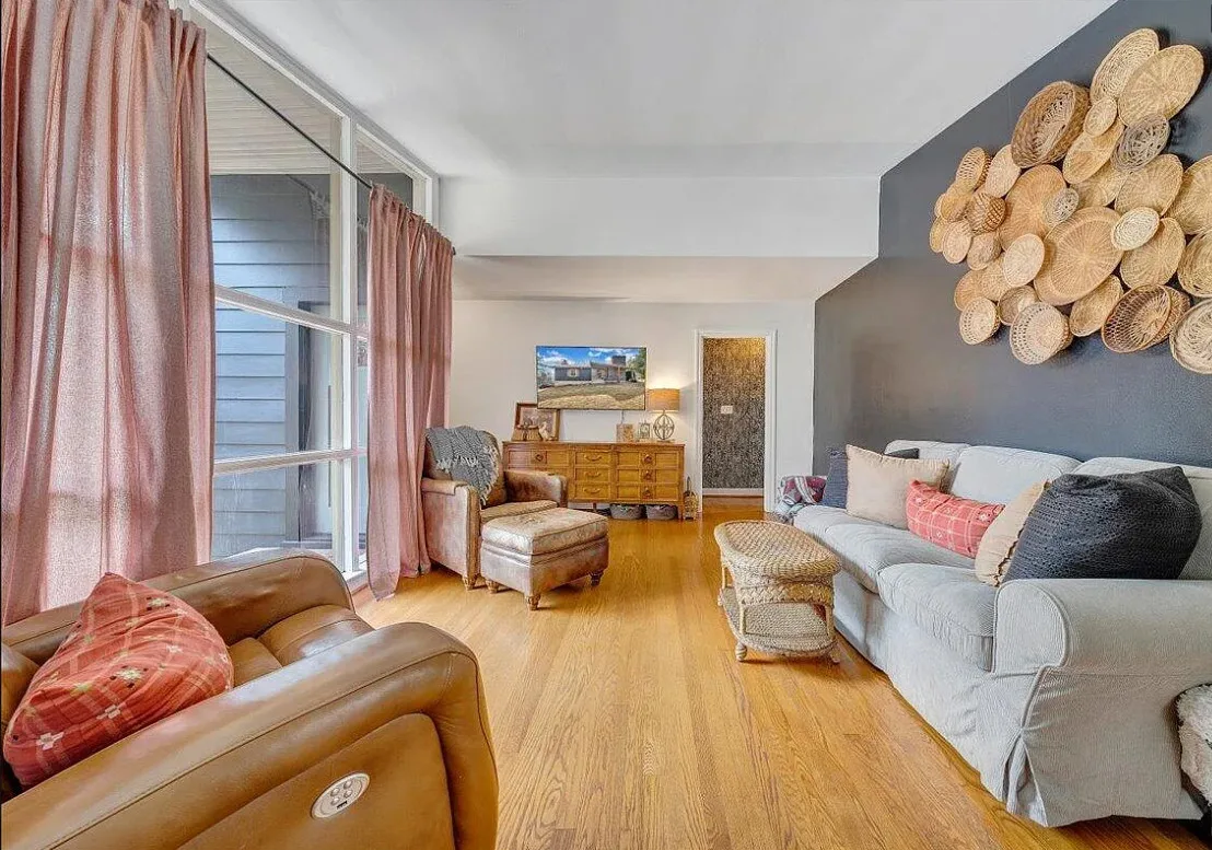 Has a pool! Nice basement! Circa 1952 in Virginia. $289,000