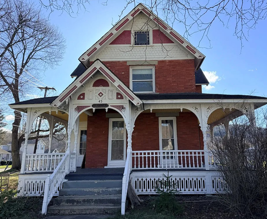 Beautiful woodwork! Circa 1854 in New York.